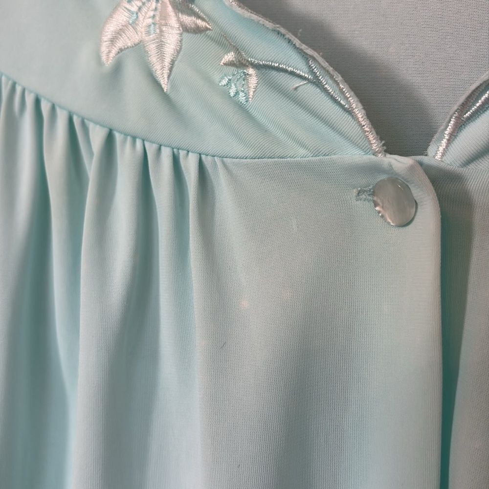 Miss Elaine Light Aqua Blue Long Sleeve Robe - Picture 6 of 6